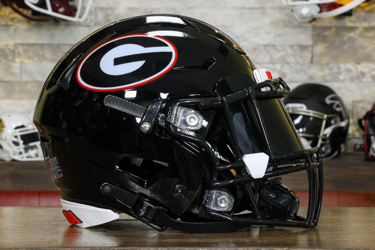 Georgia, Bulldogs Collectible SpeedFlex Helmet - GG Special Edition - with Free USA Flag Decal - Green Gridiron